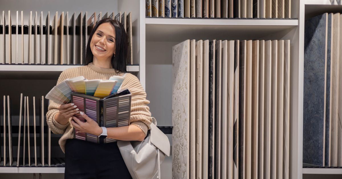 Cette tendance déco oubliée refait surface en 2025, et on l’adopte volontiers (vous allez l’adorer)