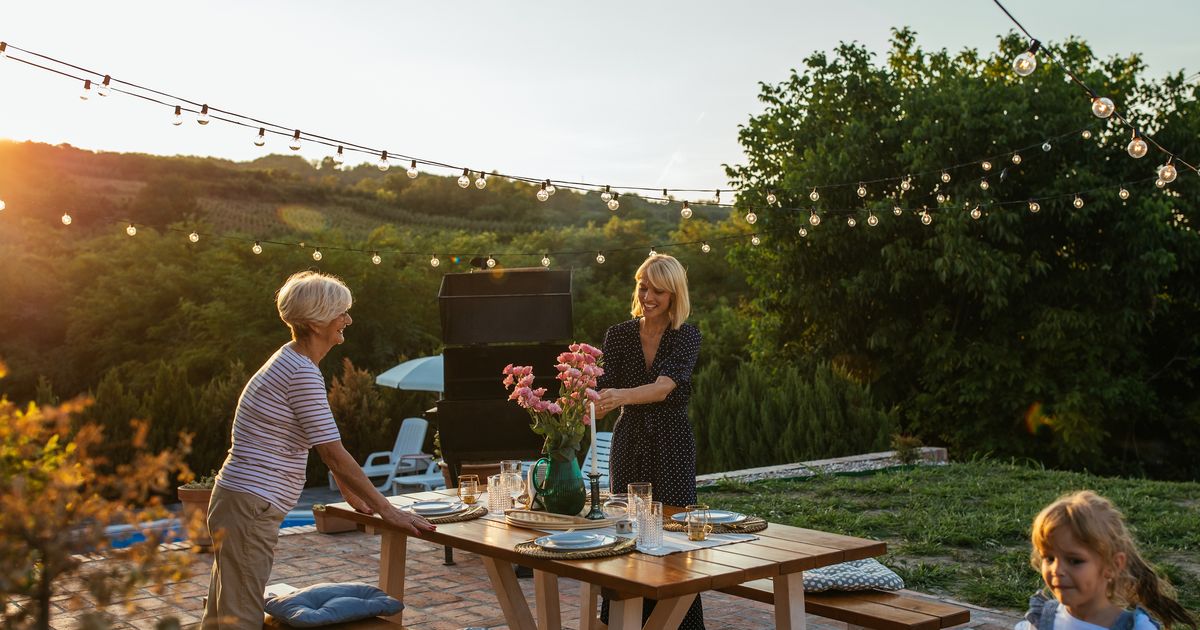 Cette vaisselle colorée à retrouver chez Monoprix sera parfaite pour vos repas d'été