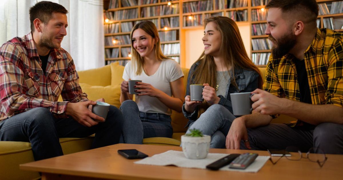 Tendance 2025: Le retour du salon « de mamie » des années Fini les intérieurs scandinaves, ce salon "de mamie", tout droit venu des années 70, est la tendance de 2025